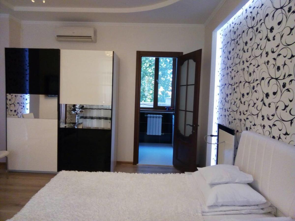 Hotel Aquarius Τσορνομόρσκ Εξωτερικό φωτογραφία