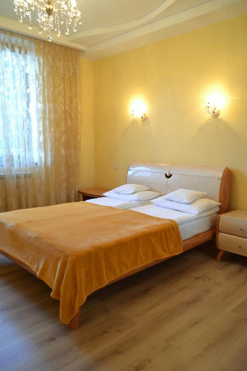 Hotel Aquarius Τσορνομόρσκ Εξωτερικό φωτογραφία